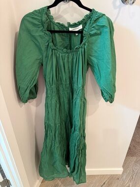 THE GREAT. Emerald Green Puff Sleeve Smocked Midi Dress